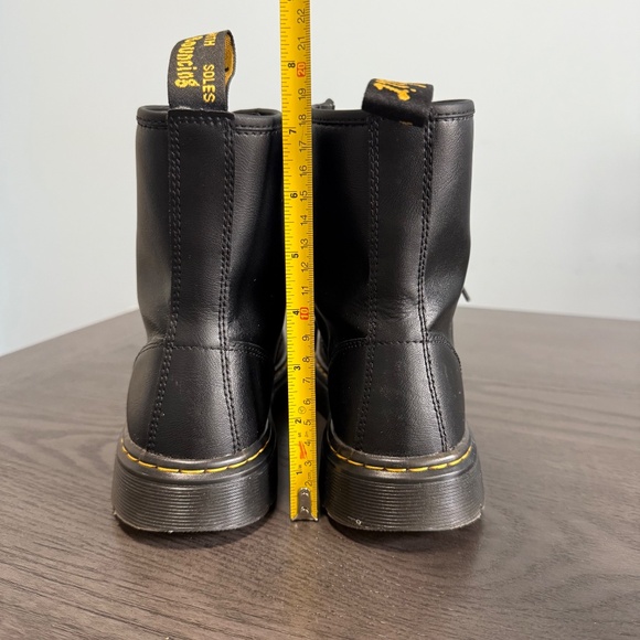 Dr. Martens Women’s Zavala Black Boots Size 7 - Picture 5 of 9